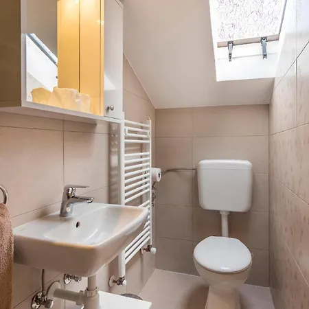 Vakantiehuis 4 Bedroom Gorgeous In