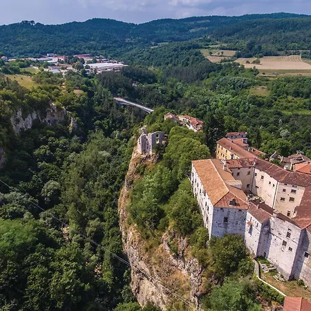 4 Bedroom Gorgeous Home In Katun Lindarski * Katun Lindarski