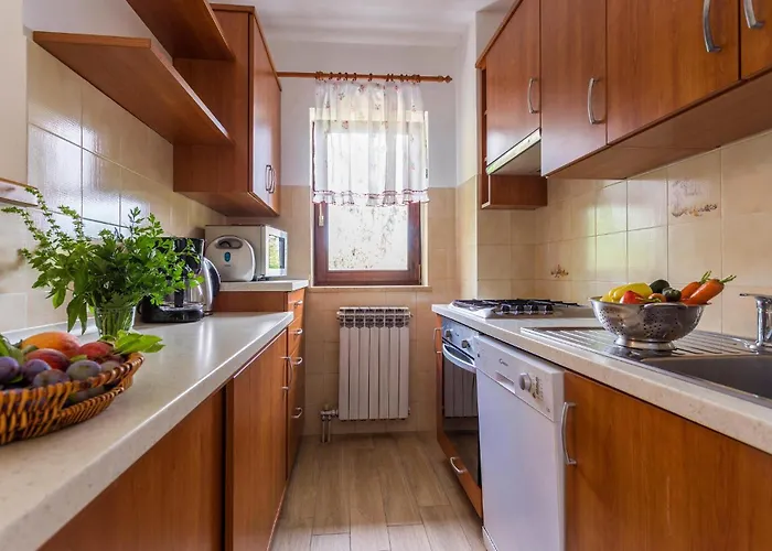 Holiday Home Katun Lindarski IV Vikendica