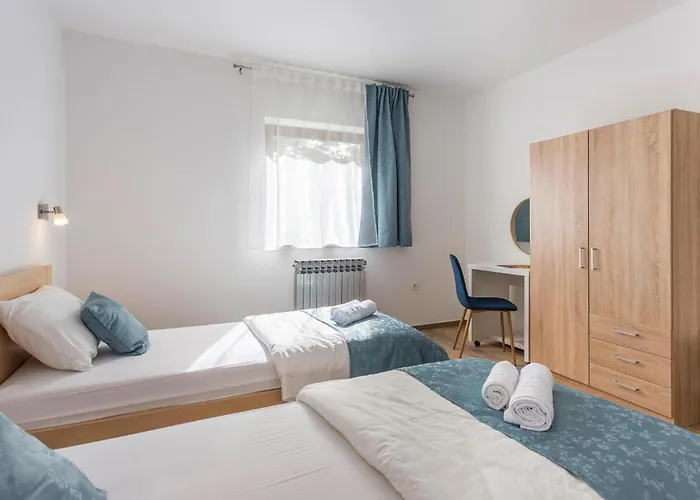 Holiday Home Katun Lindarski IV Katun Lindarski